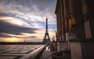 Davy AHOUA - STUDIO VISUALIZER